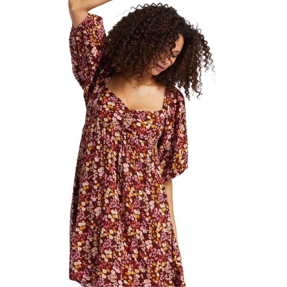 Billabong NWT swept away again floral print puff sleeve mini dress maroon black